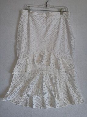 Venus White Lace Tiered Ruffle Skirt